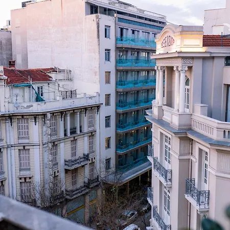 Luxury Downtown Apartment F1