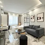 Luxury Downtown F1 Szaloniki