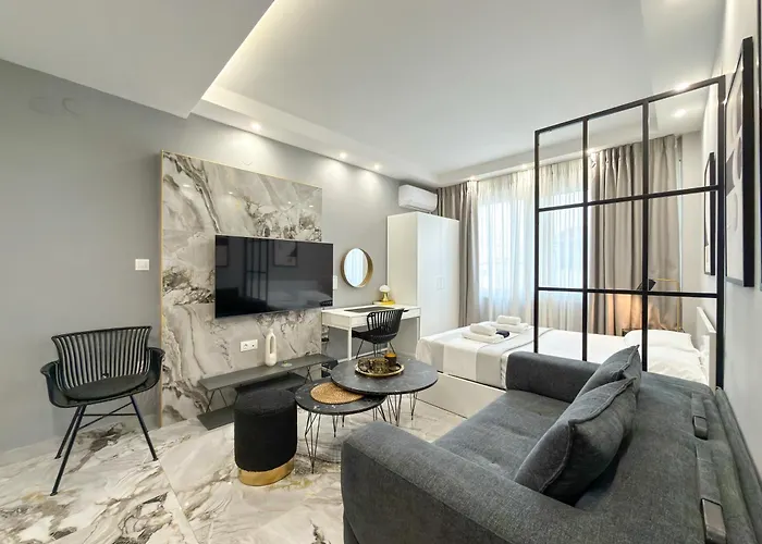 Apartament Luxury Downtown F1 Salonic